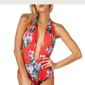 One piece montce swim